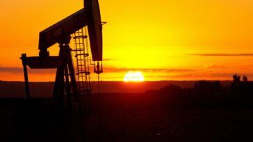 El petróleo se derrumba por temores de recesión