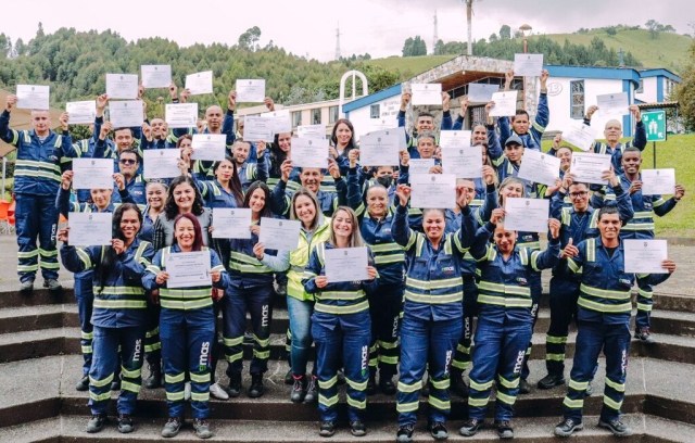 Emas by Veolia y el SENA capacitaron operarios de guadaña