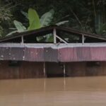 Emergencia en Medio Baudó por desbordamiento de río: muchas familias quedaron con el agua al cuello