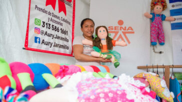 Emprendedores del SENA víctimas del conflicto armado ofrecen sus productos en Montería