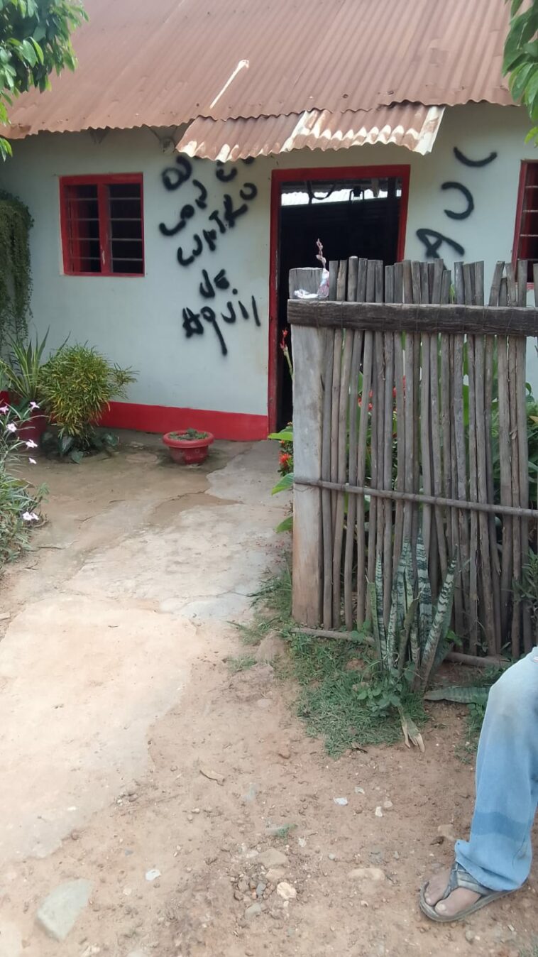 En Potrerillo, Cesar, las AUC marcaron las casas con mensajes amenazantes