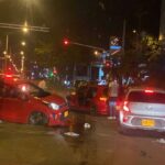 En video: aparatoso choque por carros que estarían haciendo piques ilegales