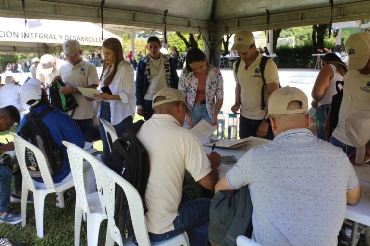 feria de sevicios militares6