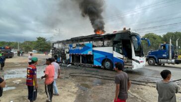 Falla mecánica ocasionó que bus de Copetran se incinerara