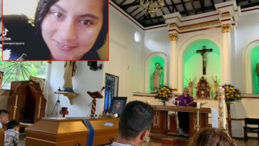 Familiares despidieron a Sandra Parra