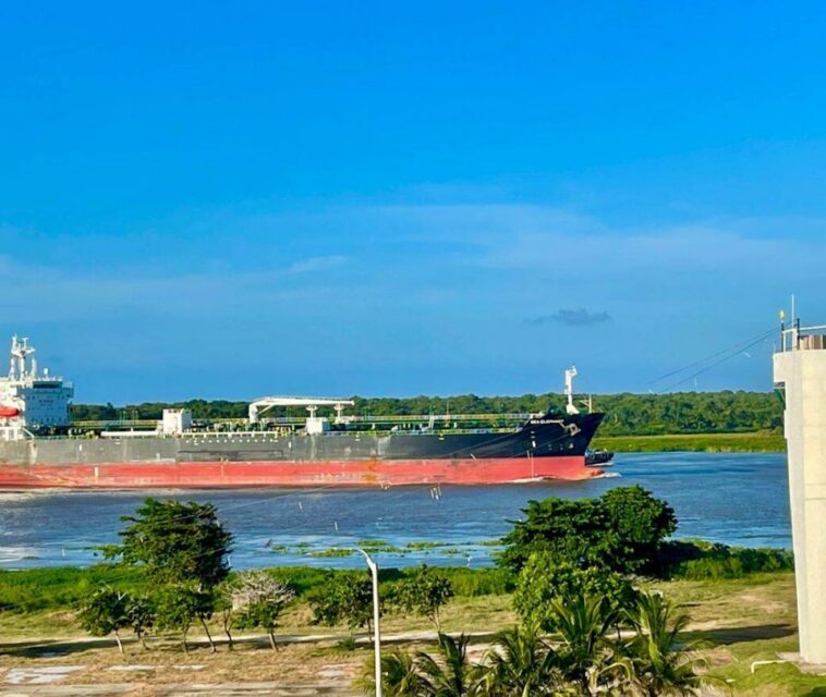 Gobierno nacional garantiza recursos para el Puerto de Barranquilla