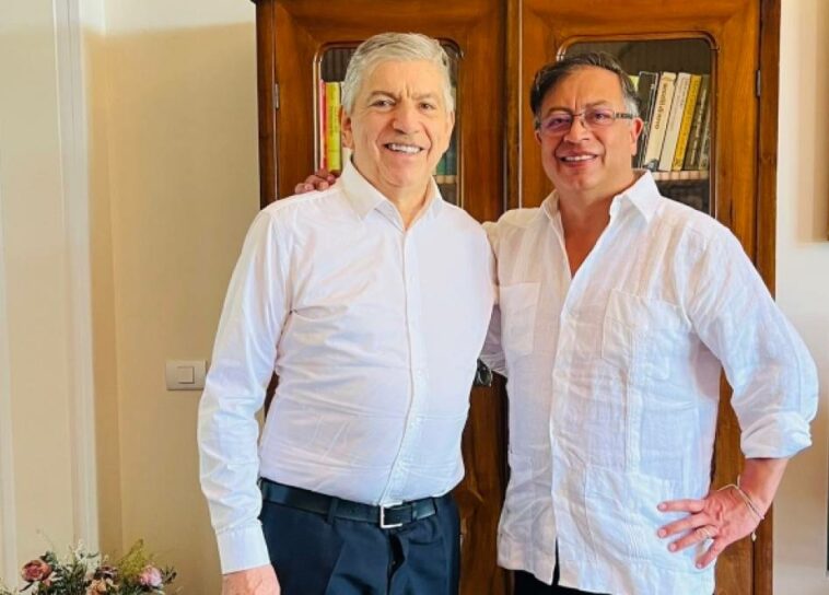 Gustavo Petro y César Gaviria, jefe del Partido Liberal, sostienen una reunión en Italia