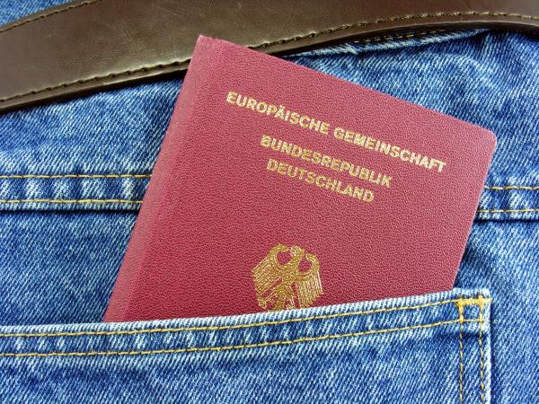 El mejor pasaporte del mundo es el de Alemania. Con este documento, se pueden visitar 177 países sin restricciones.