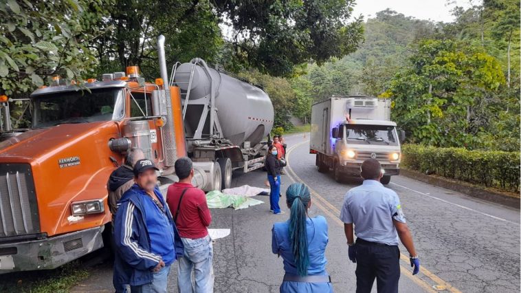 Accidente vía Medellín - Bogotá