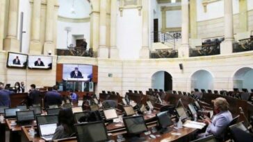 Propuesta de reducir salarios de congresistas: por qué es polémica