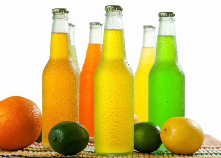 Reforma tributaria incluirá impuesto a bebidas azucaradas: Ministro de Hacienda de Petro
