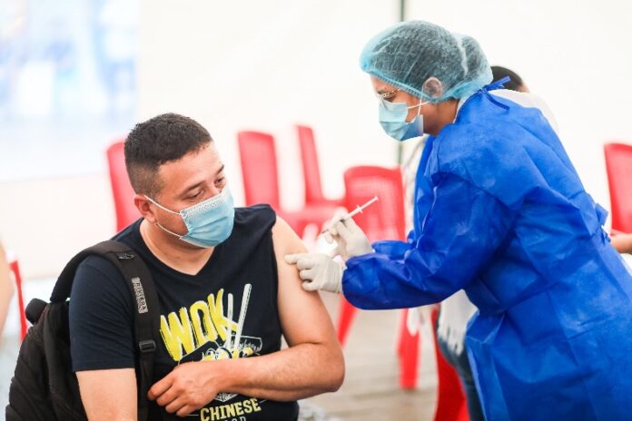Vuelve vacunación anticovid a puestos de salud y las EPS de Villavicencio