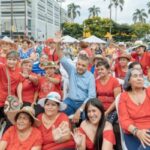 Adultos mayores de Pereira disfrutaron de la viejoteca en la Plaza Cívica Ciudad Victoria