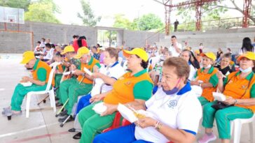 Adultos mayores festejaron felices su gran día en el municipio de Tello