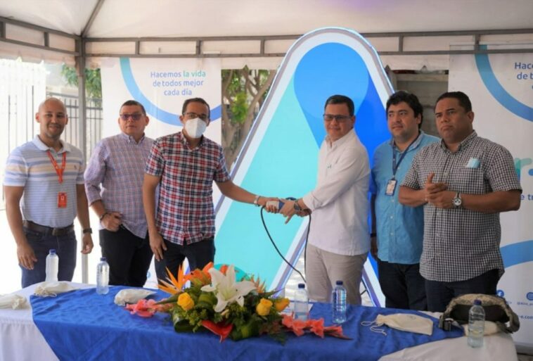 Air-e continúa renovando la infraestructura eléctrica en los barrios de Santa Marta