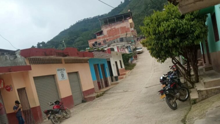 Clan del Golfo confina a habitantes de la Sierra Nevada de Santa Marta