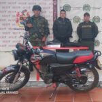 Dos hombres fueron sorprendidos con 3 kilos de marihuana por tropas del ejército y la policía en carreteras del Huila