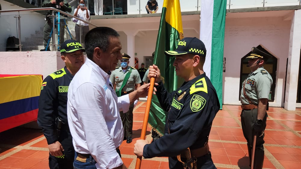 El coronel Richard Raúl Fajardo asume como nuevo comandante de la ...