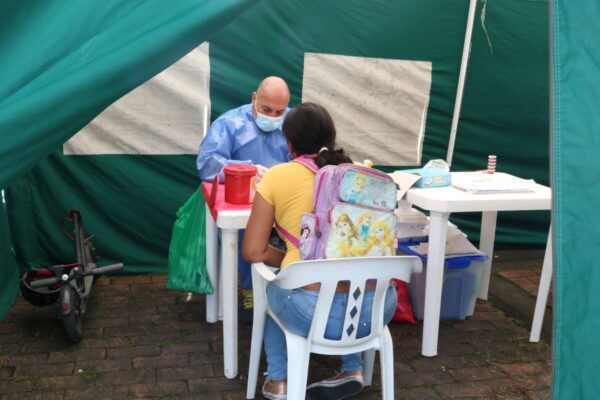 En Pereira cerca de 400 migrantes se beneficiaron con la Feria de la Salud