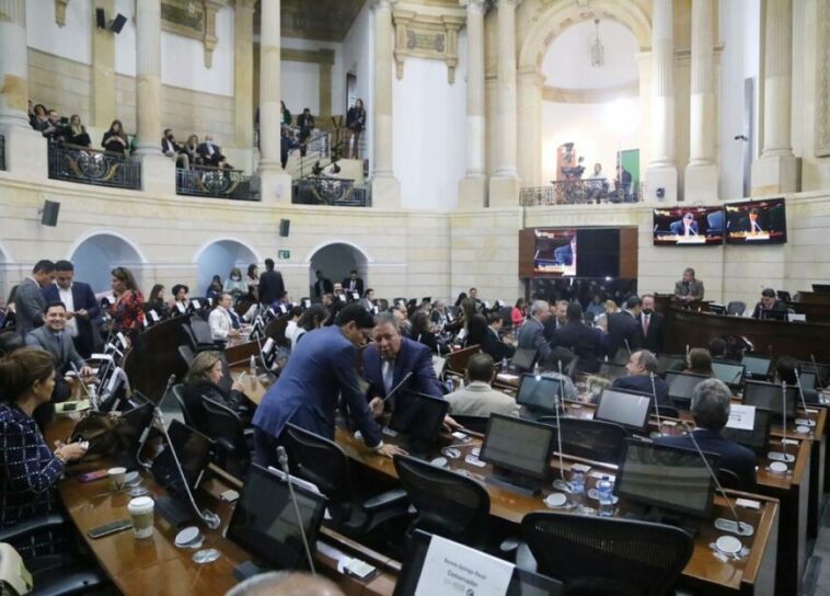 Hoy se discutió en la plenaria del Senado la nueva convocatoria de candidatos a Contralor