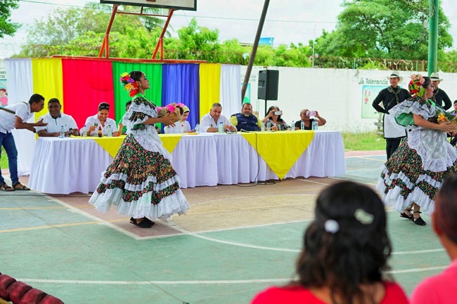 Las danzas nacionales e internacionales se tomaron las comunas de Maicao