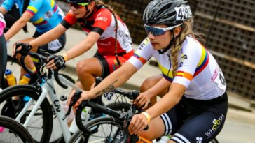 Llegó a Santander la vuelta a Colombia femenina de ciclismo