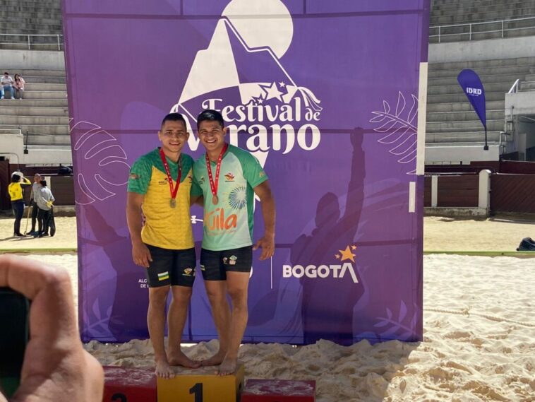 Lluvia de medallas para el Huila en Copa Colombia de lucha en Bogotá