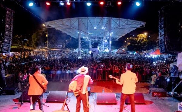 Multitudinaria presencia de público en las Fiestas de la Cosecha Pereira 159 años