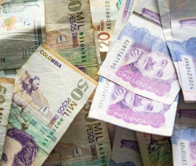 Peso colombiano, de los más devaluados en países con riesgo de default