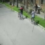 Pillos en bicicleta asaltaron a estudiantes de un colegio de Kennedy