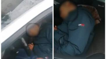 Profundamente dormidos «y chumados» habrían encontrado a dos hombres dentro de un carro, en Pasto