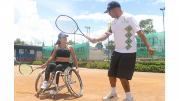 Diferentes deportistas de tenis de campo en silla de ruedas del Quindío, han retomado su preparación para participar en los VI Juegos Paranacionales 2023.