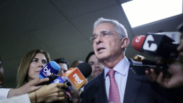 Uribismo pide a Petro que en su gobierno se trabaje de la mano de las fuerzas armadas