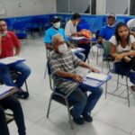 300 jóvenes y adultos recibieron certificado de alfabetización en Cartagena