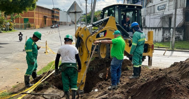 Continúan las labores de restablecimiento en el servicio de acueducto en los barrios La Isabela y Arrayanes