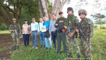 Familia víctima del paramilitarismo en el Meta regresaron a sus tierras en El Dorado