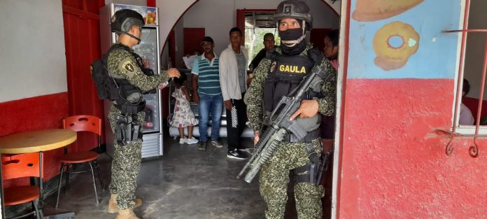 Gaula Militares hace presencia en Hatillo de Loba, Bolívar