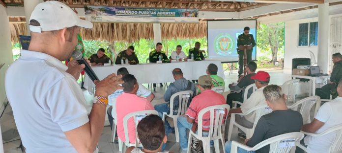 Líderes sociales y la Policía trabajan juntos en San Jacinto, Bolívar