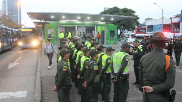 Con más de 600 policías reforzaron la seguridad de las estaciones del MIO
