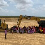 Agradecidos con los ingenieros militares, los nativos de la etnia Wayuu le mostraron su cultura a través del baile de la Yonna y sus atuendos.