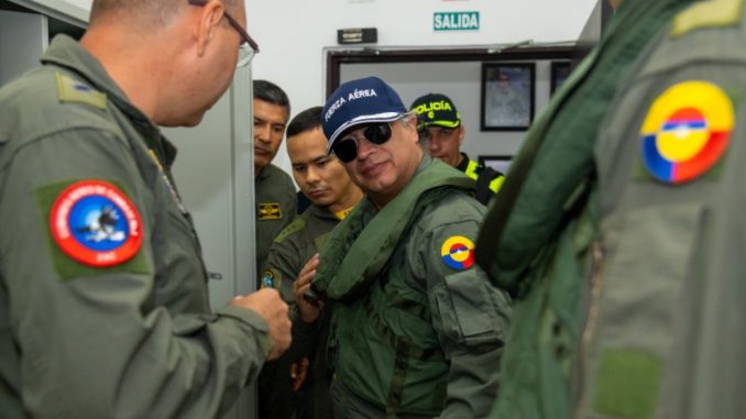 Gustavo Petro película Top Gun