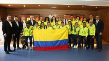 Ellas siguen triunfando | Con goleada arrancó Colombia el Mundial de Fútbol de Salón Femenino