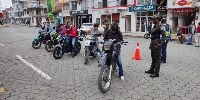 En Sandoná los motociclistas deben portar cascos protectores