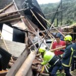 En Villamaría una vivienda colapsó y se registró un deslizamiento en la vía a Llanitos