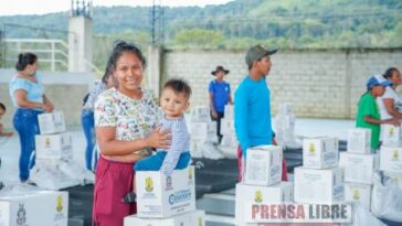 Familias indígenas de Barronegro recibieron ayudas humanitarias