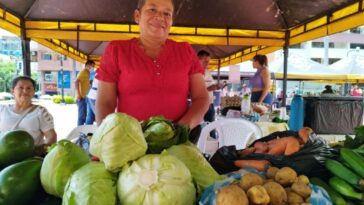 Gran participación de emprendedores regionales en el mercado campesino institucional