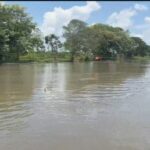 Maquinaria amarilla de la Gobernación de Bolívar llega a municipios del Canal de Dique para evitar emergencias