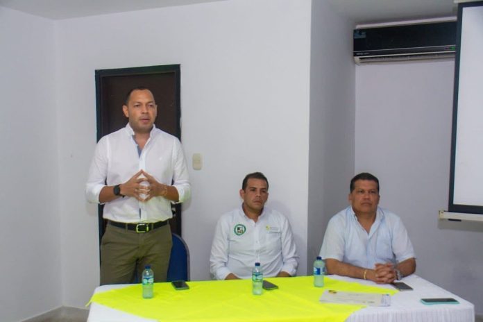 Alberto Ariza, en calidad de gobernador de La Guajira encargado, presidió el primer comité Departamental de Discapacidad y la posesión de los representantes de la sociedad civil ante dicho Comité para el periodo 2022-2026.