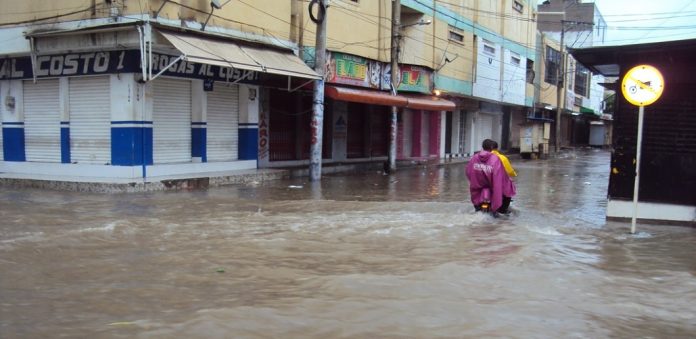 Las lluvias pueden estar acompañadas de descargas eléctricas y por esa razón no habrá jornada académica en La Guajira. Imagen de archivo.