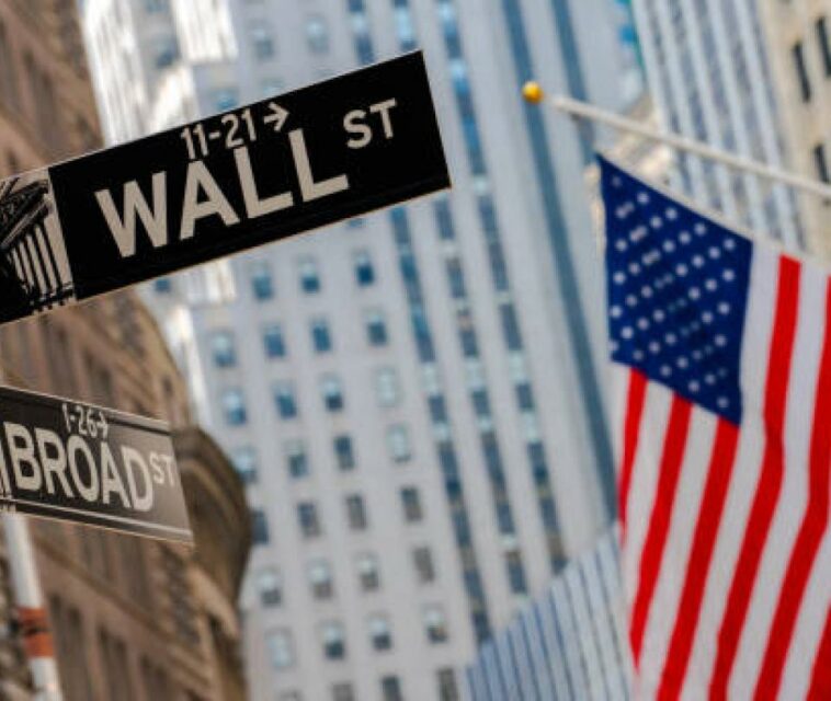 Wall Street, en su mejor semana desde junio, con alza del 5 %